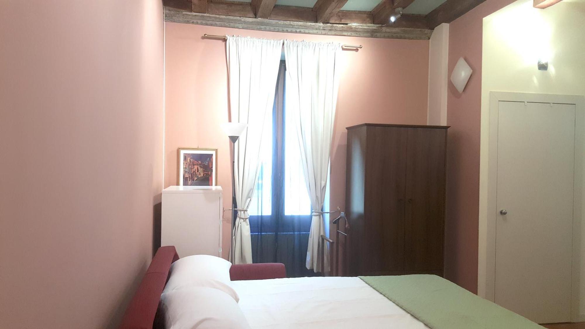 Monolocale In Centro A Verona Apartment Exterior photo
